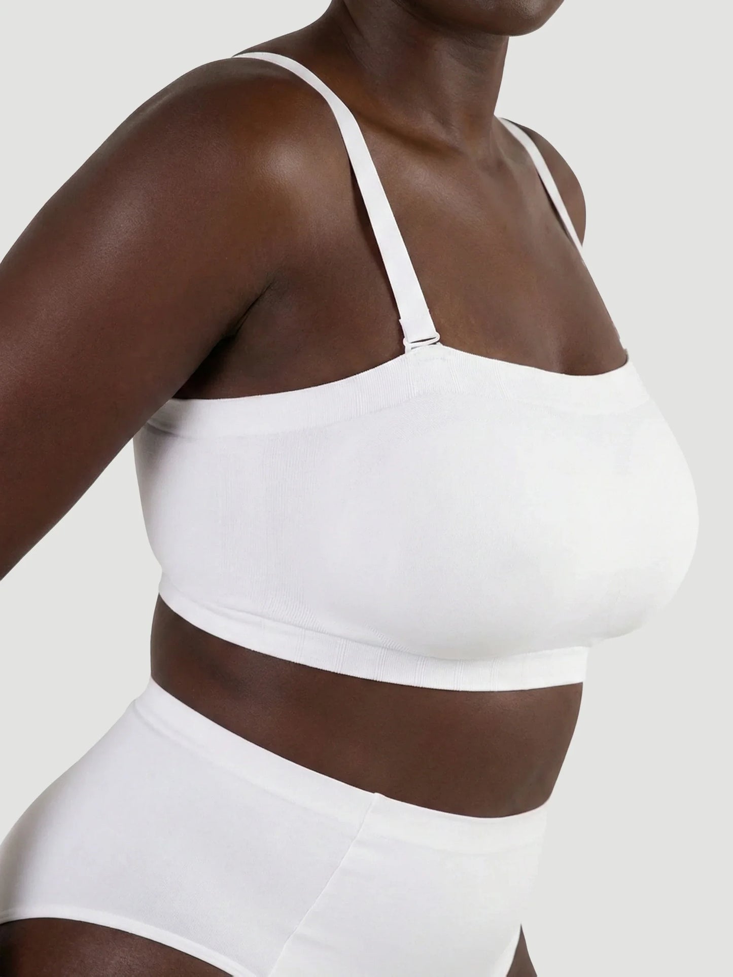 Soutien-gorge bandeau convertible sans bretelles